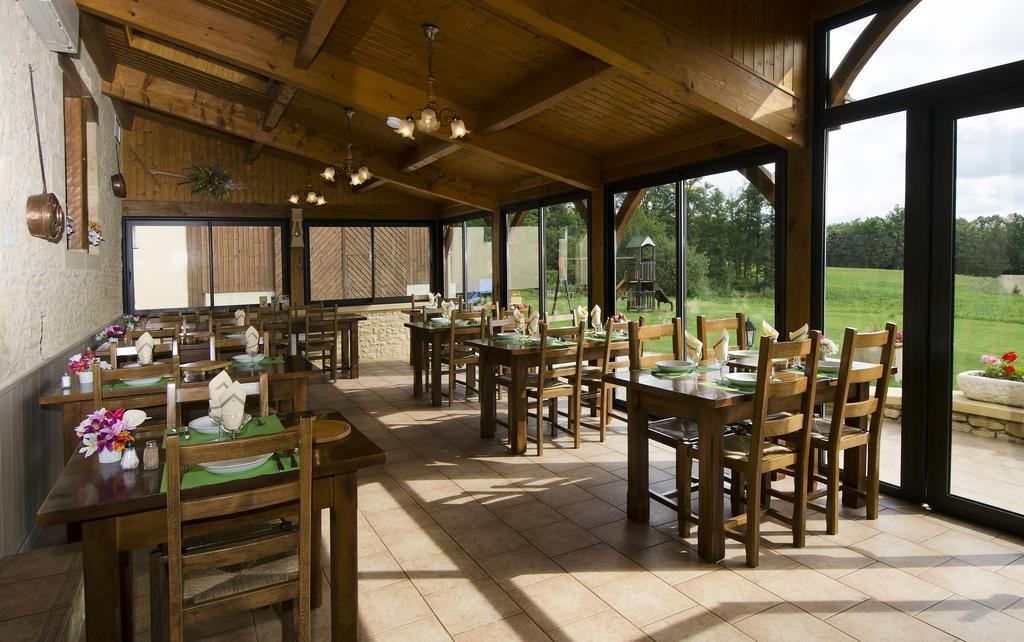 La Table Du Chaffour Hotel Saint-Geniès-Bellevue Exterior foto